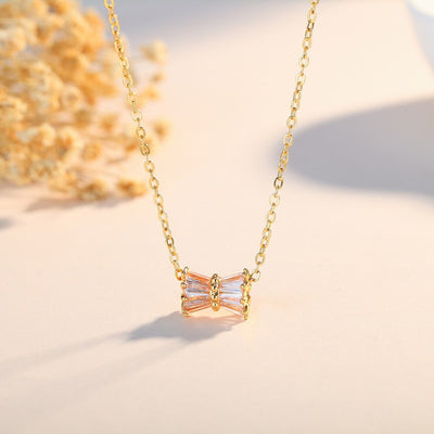 2019 Bow-tie hourglass pendant lovely simple necklace clavicle chain party gift