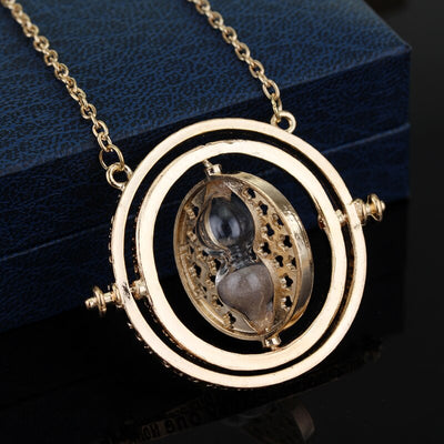 RJ 20Pcs/Lot Fashion Movie HP Time Hour Hourglass Pendant Necklaces Gold Silver Sand Glass Necklace Lady Girl Best Gift Kolye