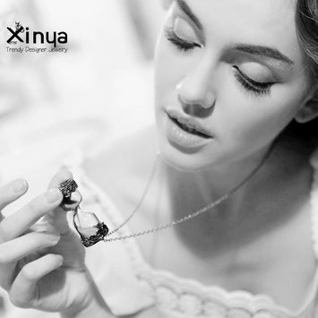 Vintage Unisex Collar  big Hourglass Necklace Pendent  long necklace Jewelry for women